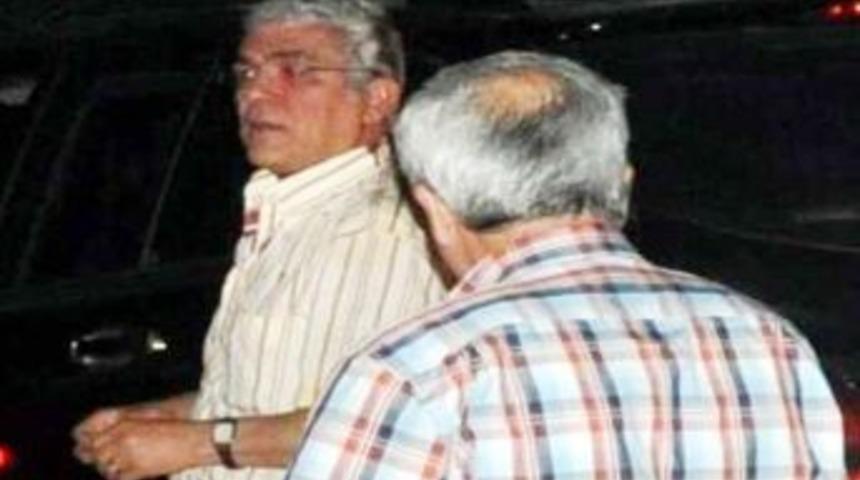 Kuyumcuyu Soyguncunun Elinden Komşuları Kurtardı