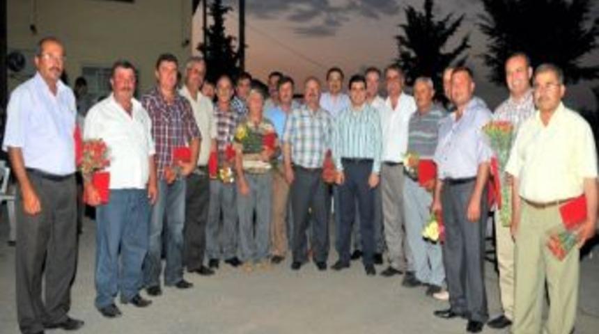 Emekli Olan İş&ccedil;ilerine Plaket Verildi