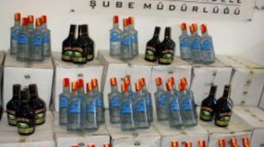 Muğla'da Yaklaşık 14 Bin Şişe Ka&ccedil;ak I&ccedil;ki Ele Ge&ccedil;irildi