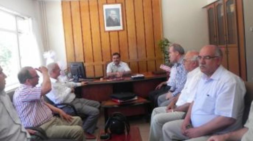 Sofuoğlu&rsquo; Ndan Kula İl&ccedil;e Milli Eğitim M&uuml;d&uuml;r&uuml; &Ccedil;arpan&rsquo;a Ziyaret