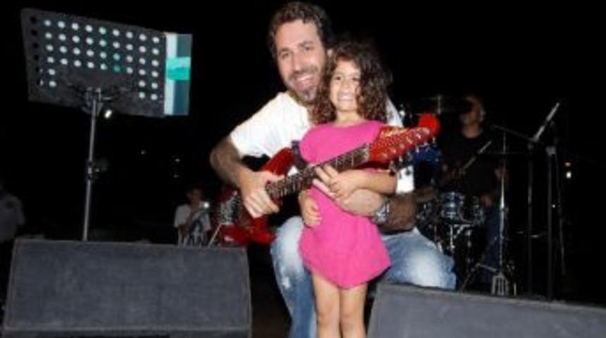 Kent Meydanı&rsquo;nda Rock Konseri