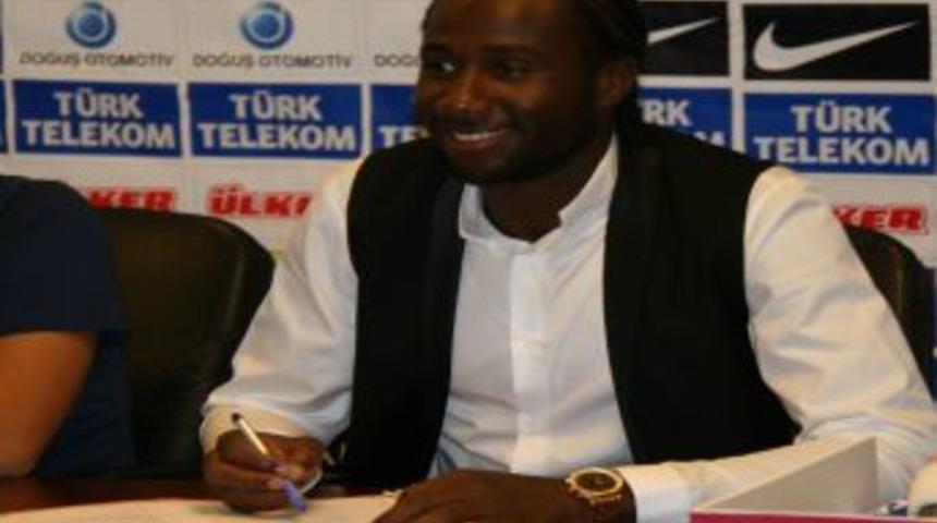 Trabzonspor, Souleman Bamba Ile 5 Yıllık S&ouml;zleşme Imzaladı