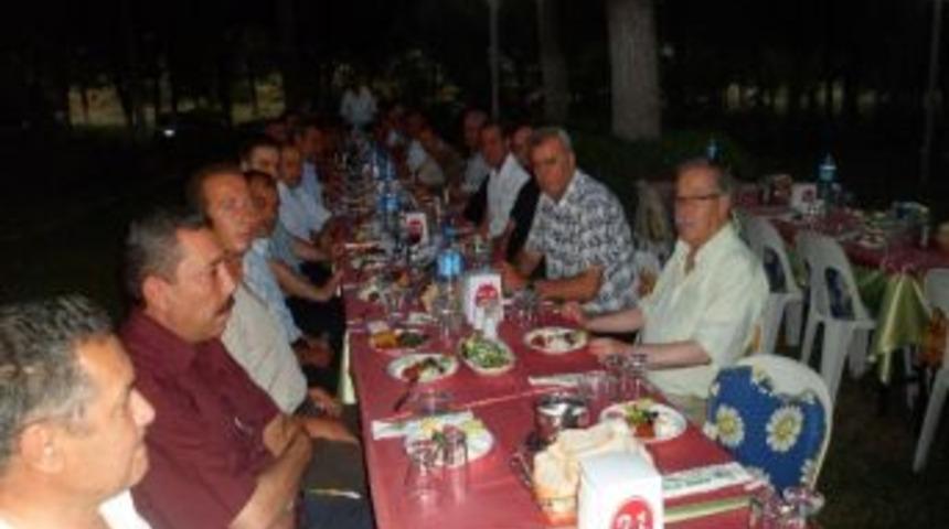 Kiraz Belediyesi İş&ccedil;ileri Sendika Yemeğinde Buluştu