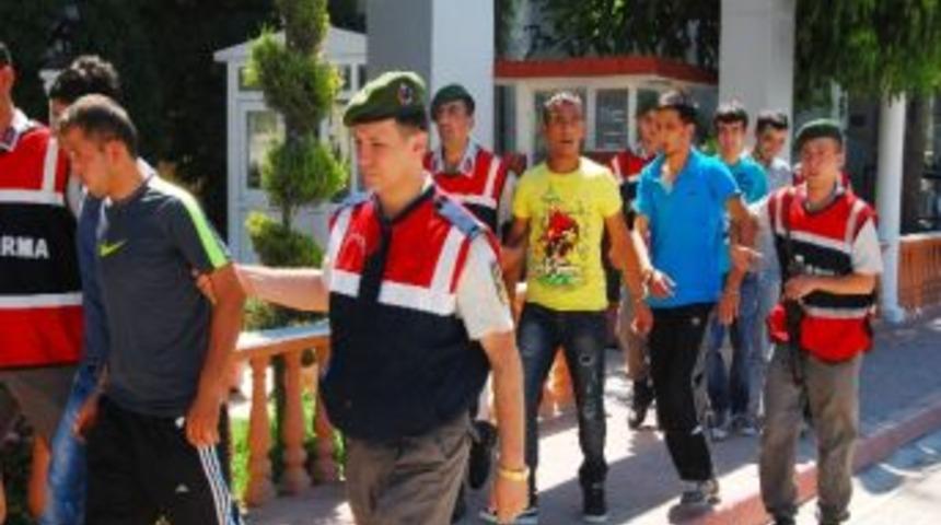 İzmir'de Hırsızlık &Ccedil;etesi &Ccedil;&ouml;kertildi