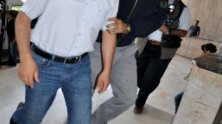 Malatya'da KCK Operasyonunda G&ouml;zaltına Alınanlar Adliyeye Sevk Edildi