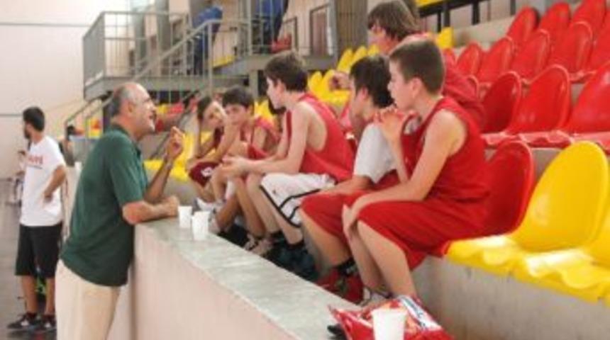 Basketbolun Gen&ccedil; Yıldızları Fo&ccedil;a&rsquo;da Kampta