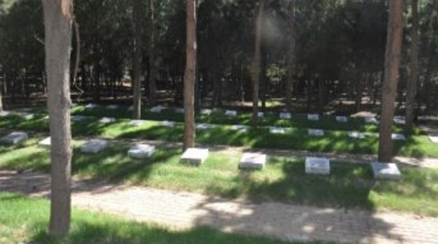 Bigalılar Şehitliğin A&ccedil;ılmasını Bekliyor