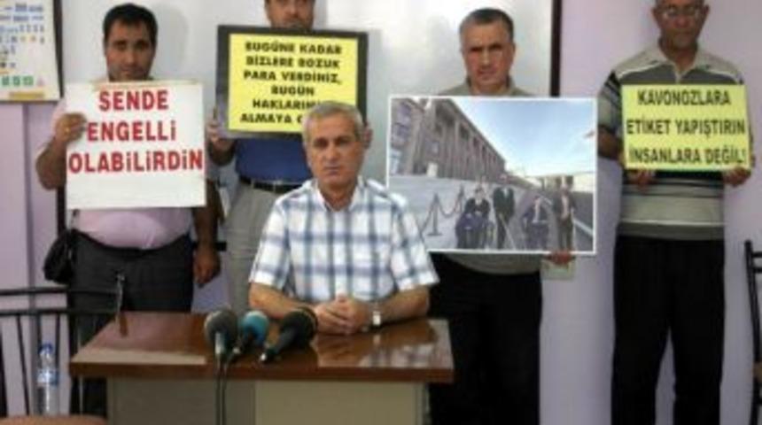 G&ouml;rme Engellilerden &Ouml;z&uuml;rl&uuml;ler Yasasına Tepki