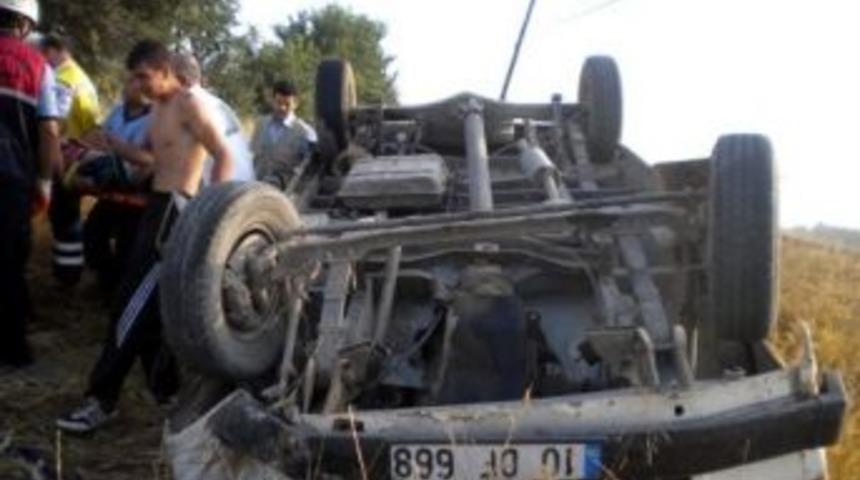 Minib&uuml;s Tarlaya U&ccedil;tu: 2 Yaralı