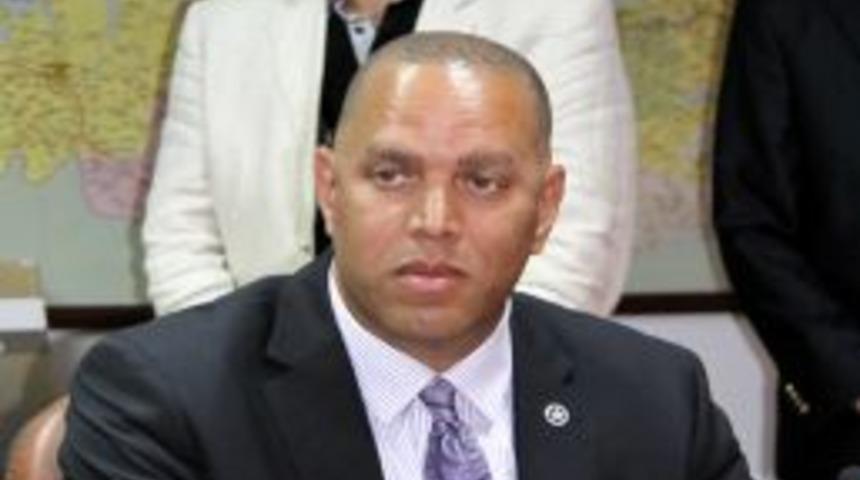 ABD Oklahoma Savunma Bakanı Thompson: Ter&ouml;r&uuml; Birlikte Yenebiliriz