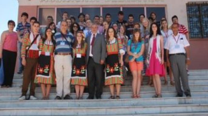 5 Ayrı &Uuml;lkeden 35 &Ouml;ğrencinin Ziyareti