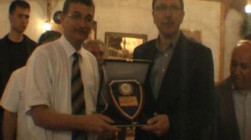 Validen Şanlıurfalılar&rsquo;a teşekk&uuml;r