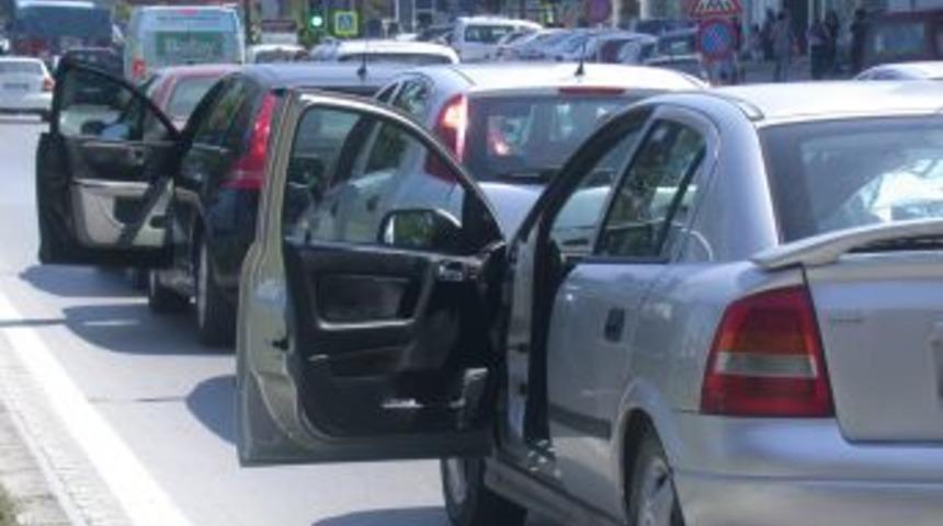 Samsun&rsquo;da Zincirleme Trafik Kazası: 7 Ara&ccedil; Birbirine Girdi