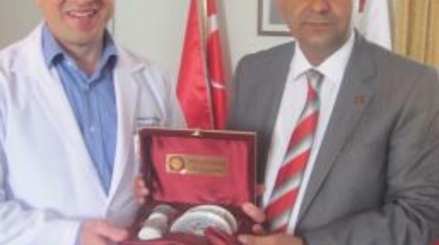 Rekt&ouml;r G&uuml;der'den Şifa'ya Ziyaret