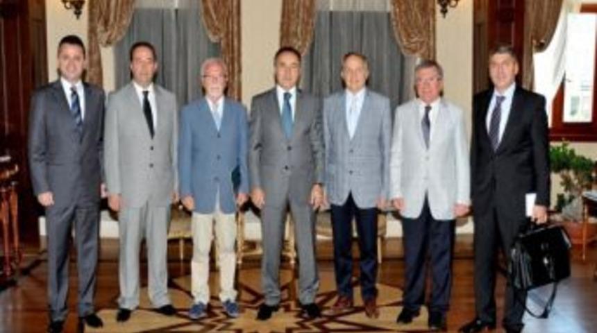 Vali Altıparmak&rsquo;a Ziyaret