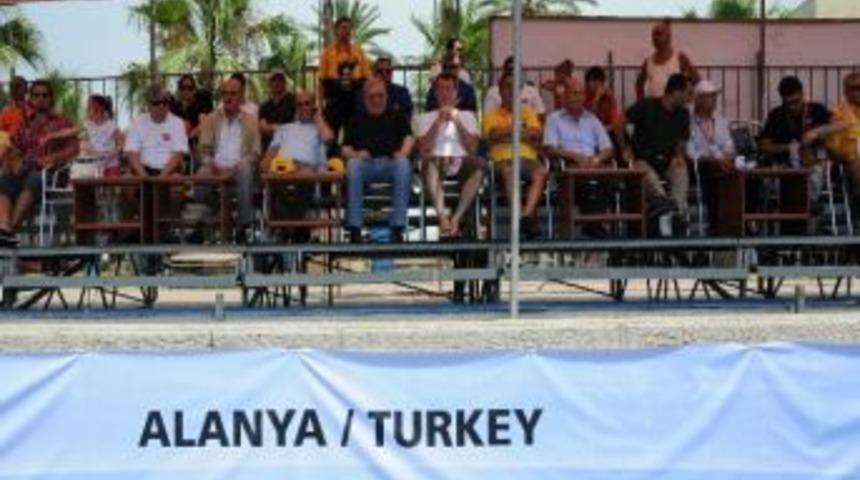 Plaj Voleybolunda Olimpiyat Heyecanı