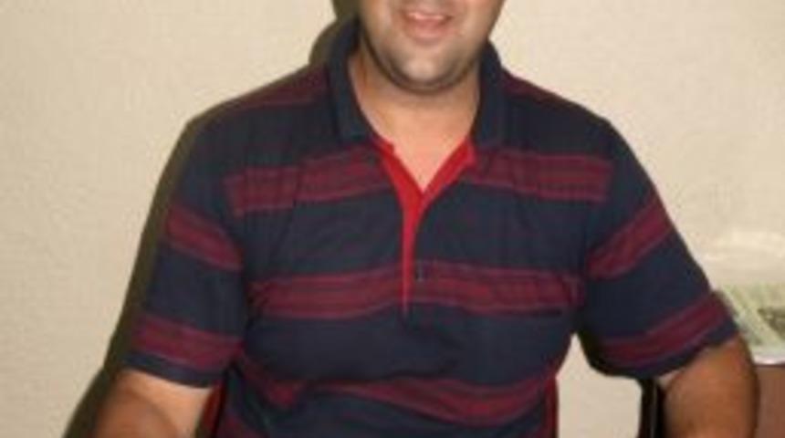 Kanola &Ccedil;ift&ccedil;iyi &Uuml;zd&uuml;