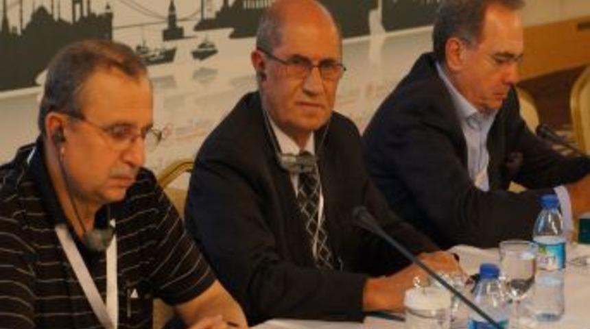 &Uuml;mit Fırat: T&uuml;rkiye, K&uuml;rtlerle Genel Bir Barışıklık Yapamadığı I&ccedil;in G&uuml;&ccedil; Olamıyor