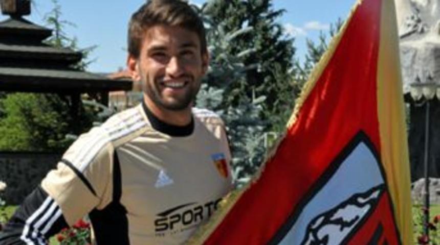 Kayserispor, Kaleci Ertuğrul Ile 2 Yıllık S&ouml;zleşme Imzaladı