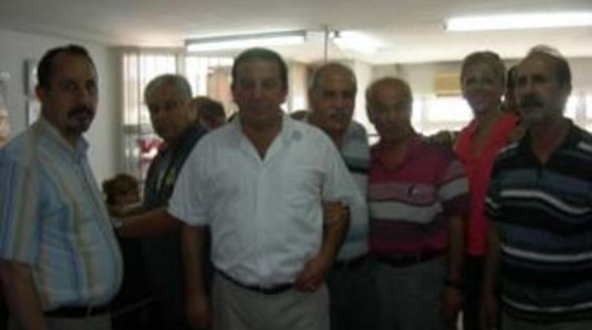 CHP &Ccedil;ukurova&rsquo;da ıslak imza devam ediyor