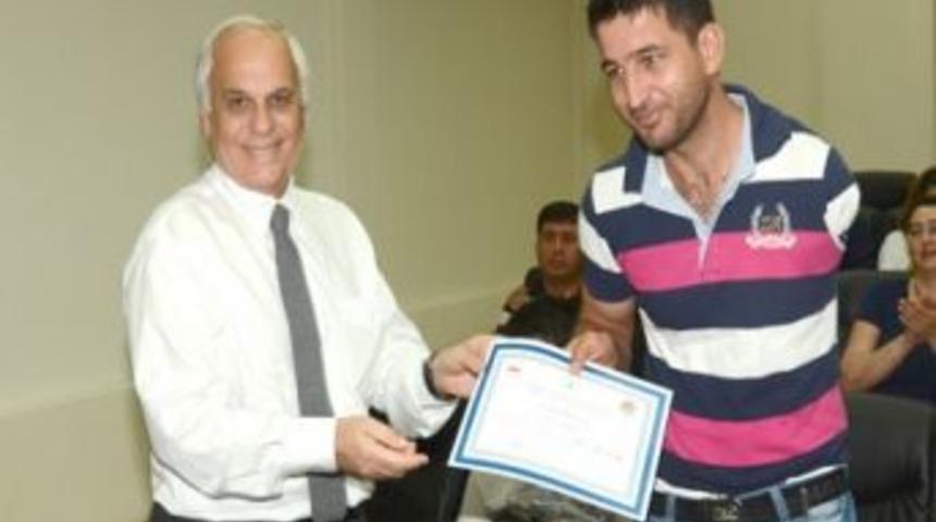 Fiziksel Engelliler Meslek Sahibi Oldu