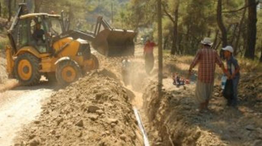 Meski K&ouml;ylerin Su Sorununu &Ccedil;&ouml;zmeye Devam Ediyor