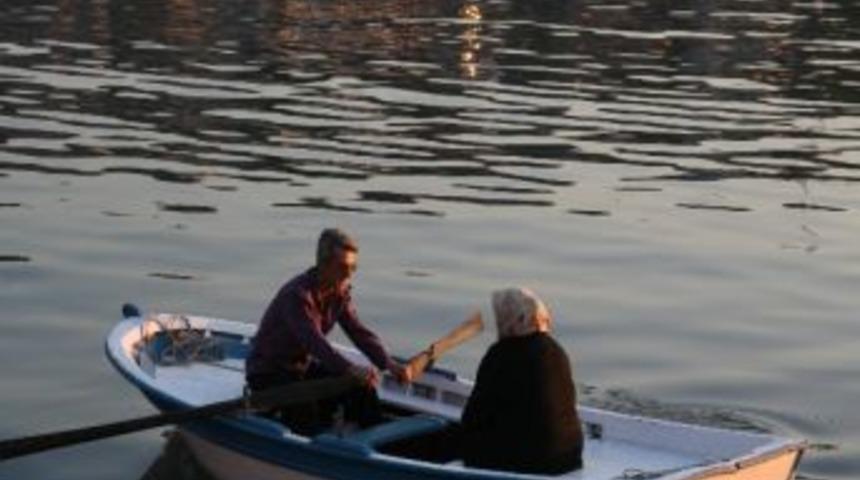 G&uuml;n Batımına Karşı Tekne Turu