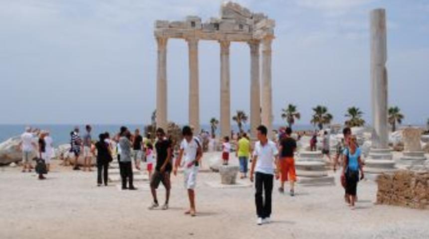 Apollon Tapınağı Tuzdan Etkilenmemesi I&ccedil;in Koruma Altına Alındı