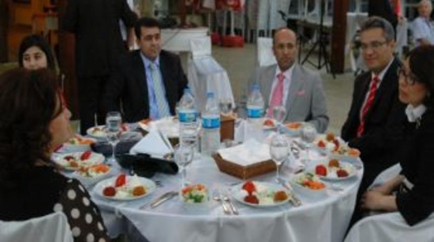 &Ccedil;orlu`dan Ayrılan Savcı Ve Hakimler İ&ccedil;in Veda Yemeği D&uuml;zenlendi