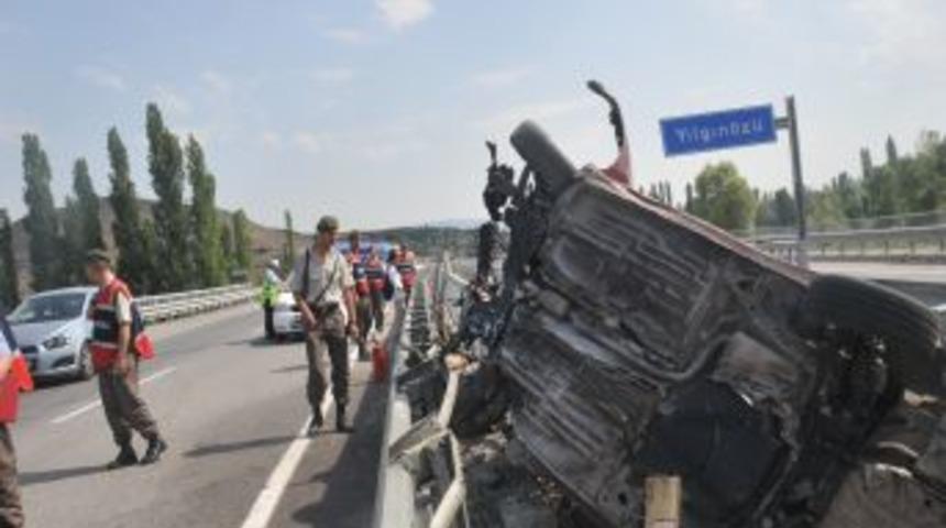 &Ccedil;ocuklarının Yanına Tatile Giden &Ccedil;ift, Kazada Hayatını Kaybetti