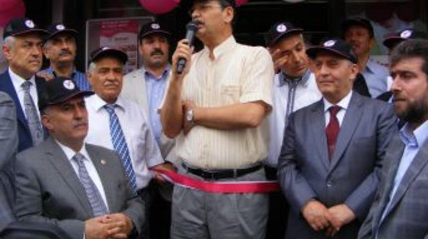 Şanlıurfa Valisi G&uuml;ven&ccedil;: Doğulu Iş Adamları Memleketlerine Yatırım Yapmalı