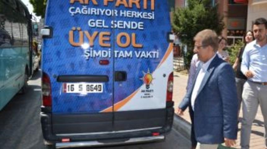 Ak Parti Bursa İl Teşkilatından Yeni &Uuml;ye Kampanyası