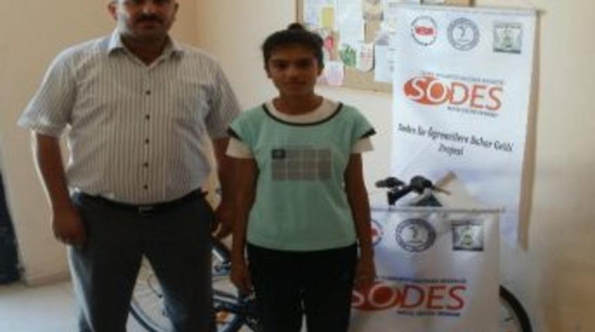 Bahar-der Başarıyı &Ouml;d&uuml;llendirdi