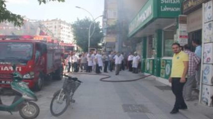 Baca Yangını Korkuttu