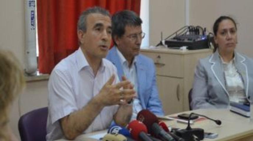 İnsan Haklarını İnceleme Alt Komisyonu İzmir&rsquo;de Şehit Yakınları Dinlendi