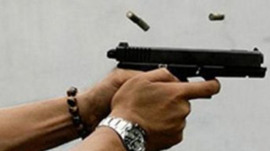 Elazığ'da aile kavgası:1 &ouml;l&uuml; 3 yaralı