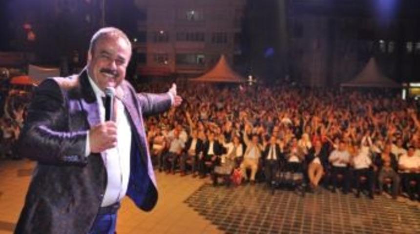 Dilovası'nda B&uuml;lent Serttaş Coşkusu