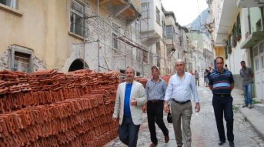 Mustafa Kemal Sokak Restore Ediliyor