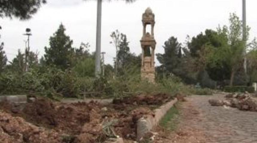 &lsquo;Abide kavşağı dert yumağı&rsquo;