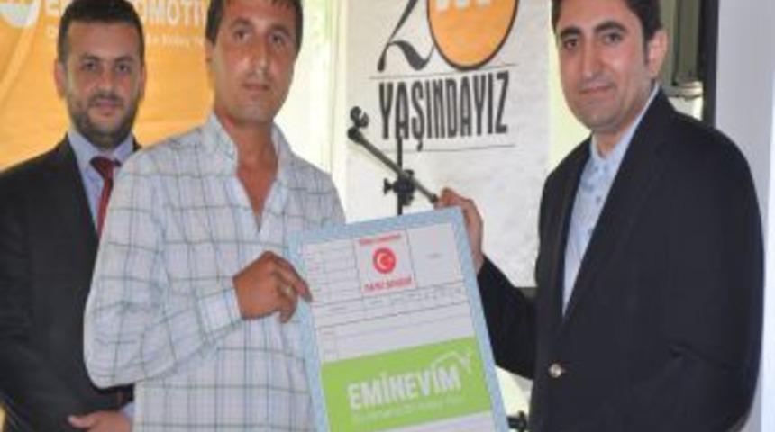 Eminevim, 120 Aileye Ev Tapusu Dağıttı