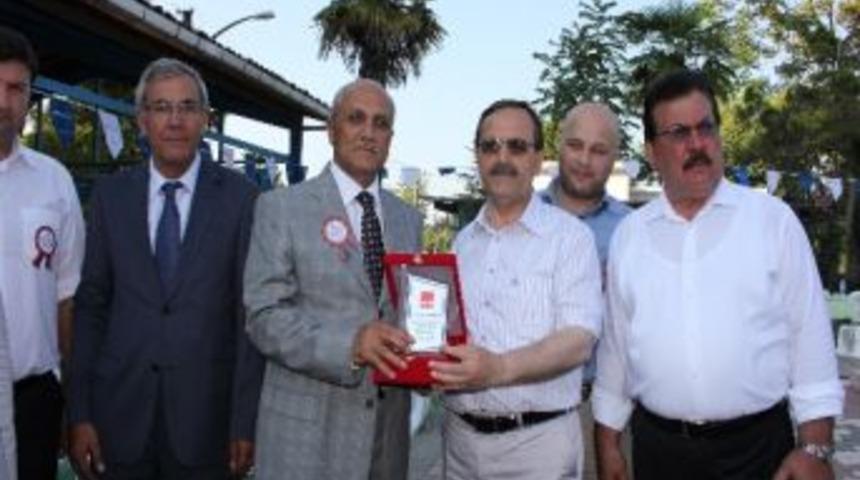 &Uuml;niversite İ&ccedil;in &Ccedil;evirdiği Araziye 20 Yıl Sonra Tohum Attı