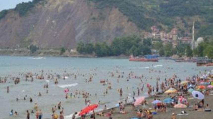 Kdz. Ereğli&rsquo;de Plajlar Temiz &Ccedil;ıktı