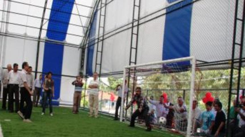 Kemer&rsquo;de Renkli A&ccedil;ılış