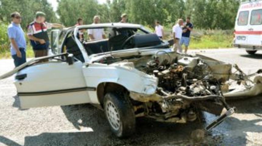 Sınav d&ouml;n&uuml;ş&uuml; kazada hayatını kaybetti