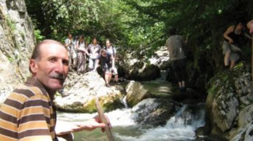 Akın Akın Sansarak&rsquo;a gezi