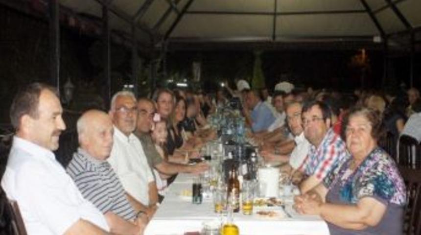 Nazillili Avukatlardan Hakim Ve Savcılara Veda Yemeği