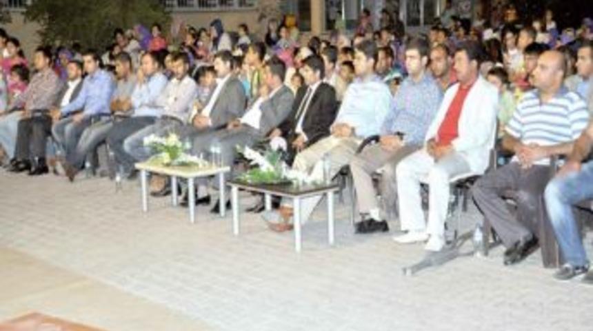 Ak Gen&ccedil;lik&rsquo;ten Muhteşem Gece