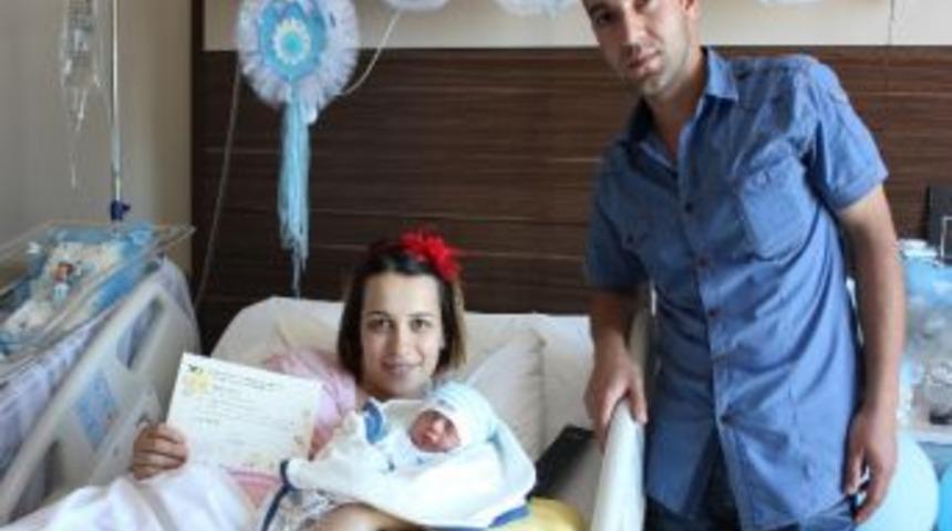 Medicana&rsquo;dan Her Bebeğe Bir Fidan