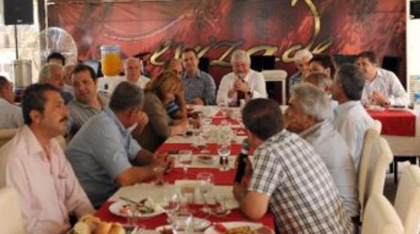 Başkan Akaydın Muhtarlarla Bır Araya Geldı