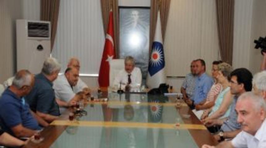 Başkan Akaydın&rsquo;a Hızmet Teşekk&uuml;r&uuml;